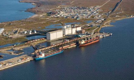 Prairie exports are hostage to ports they don’t control