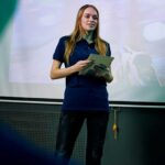 7 body language tips to make sure people take you seriously